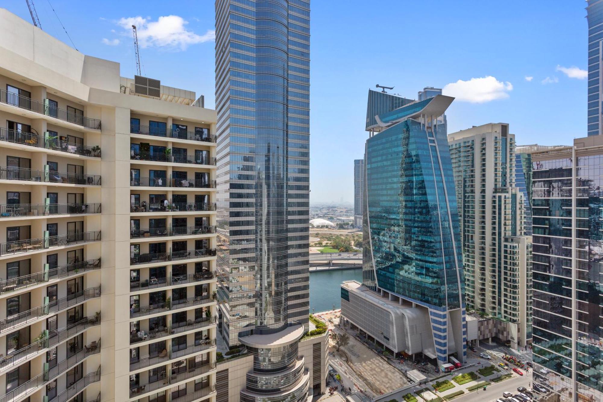 Sleek 1-Bedroom Getaway In Zada Tower *
